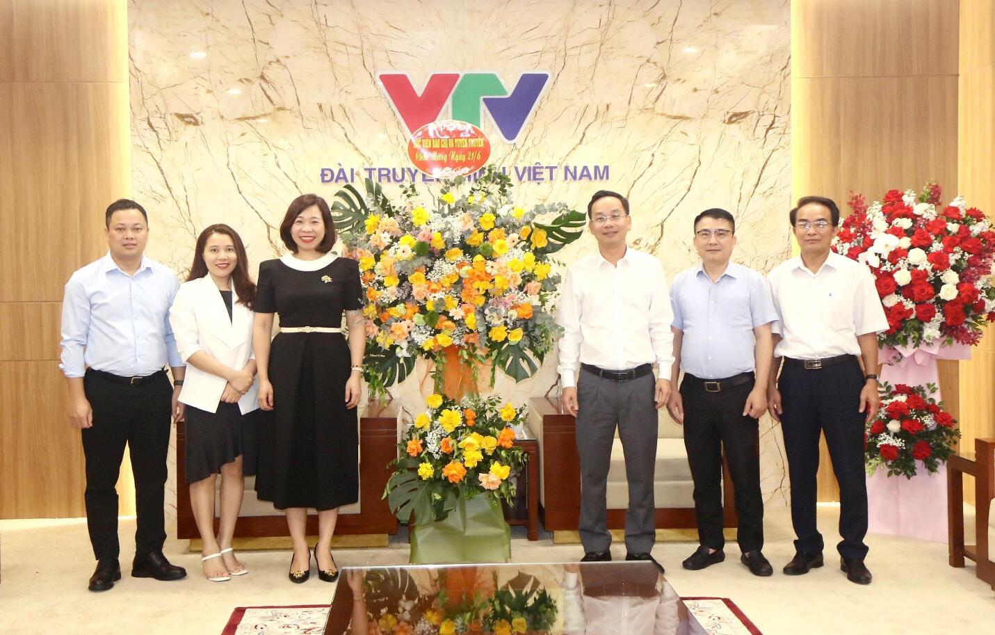 Học viện Báo chí và Tuyên truyền chúc mừng Bộ Văn hóa Thể thao và Du lịch, các cơ quan báo chí nhân kỷ niệm 100 năm Ngày Báo chí cách mạng Việt Nam