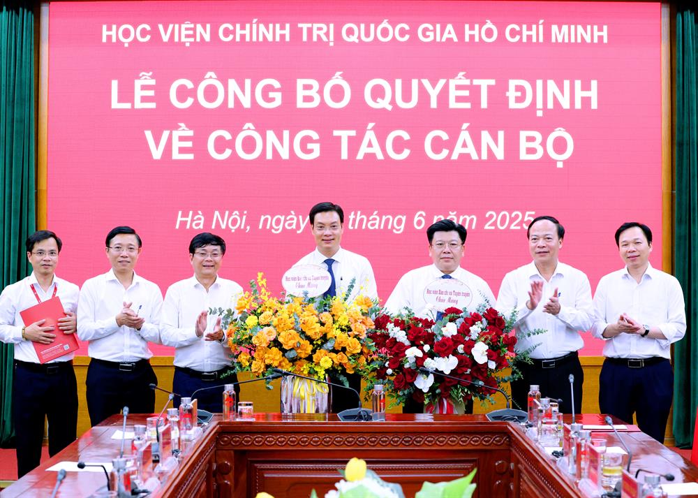 Lễ công bố Quyết định về công tác cán bộ của Học viện Chính trị quốc gia Hồ Chí Minh
