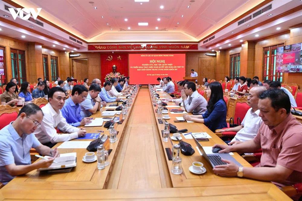 Hội nghị nghiên cứu, học tập, quán triệt và triển khai thực hiện Nghị quyết Hội nghị lần thứ tư Ban Chấp hành Trung ương Đảng khóa XIV
