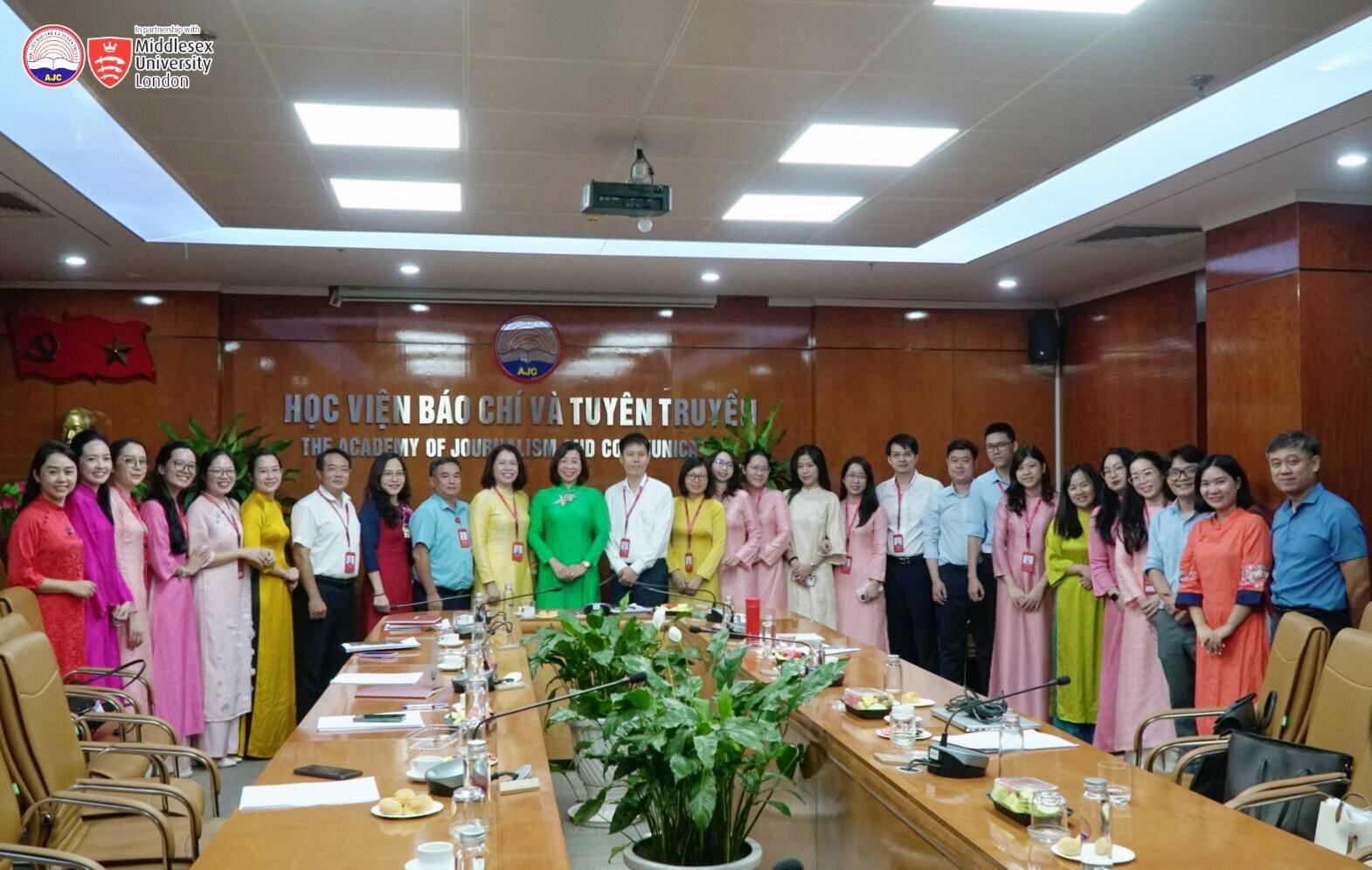 Không có mô tả ảnh.