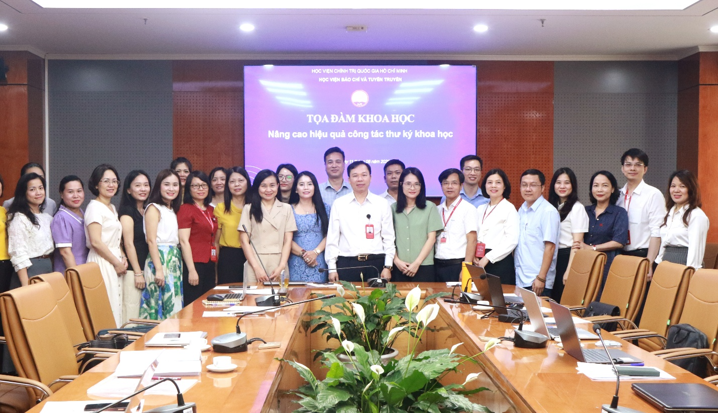 Tọa đàm khoa học “Nâng cao hiệu quả công tác thư ký khoa học”