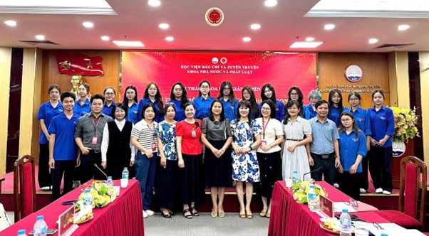 Hội thảo khoa học “Hoàn thiện mô hình tổ chức và hoạt động của chính quyền địa phương trong kỷ nguyên mới” 