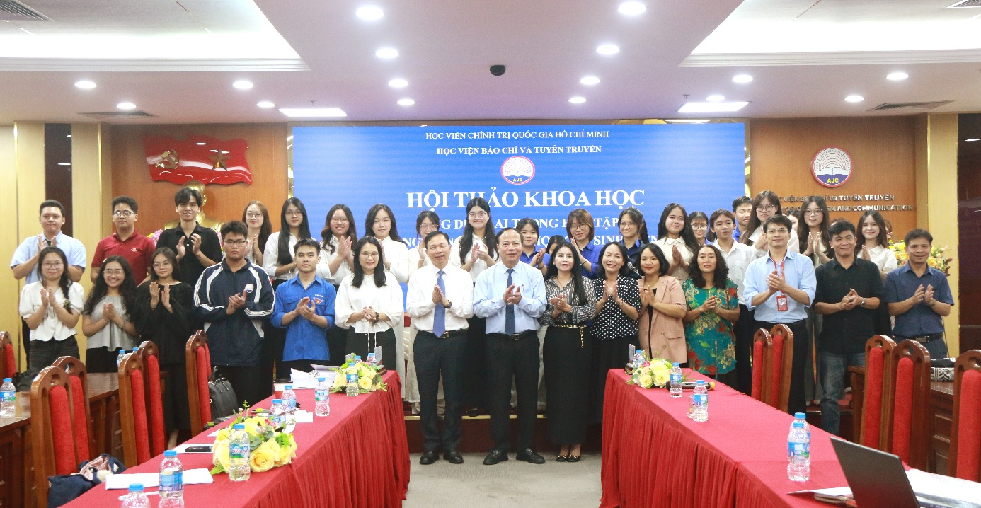 Hội thảo khoa học “Ứng dụng AI trong học tập và nghiên cứu khoa học của sinh viên”