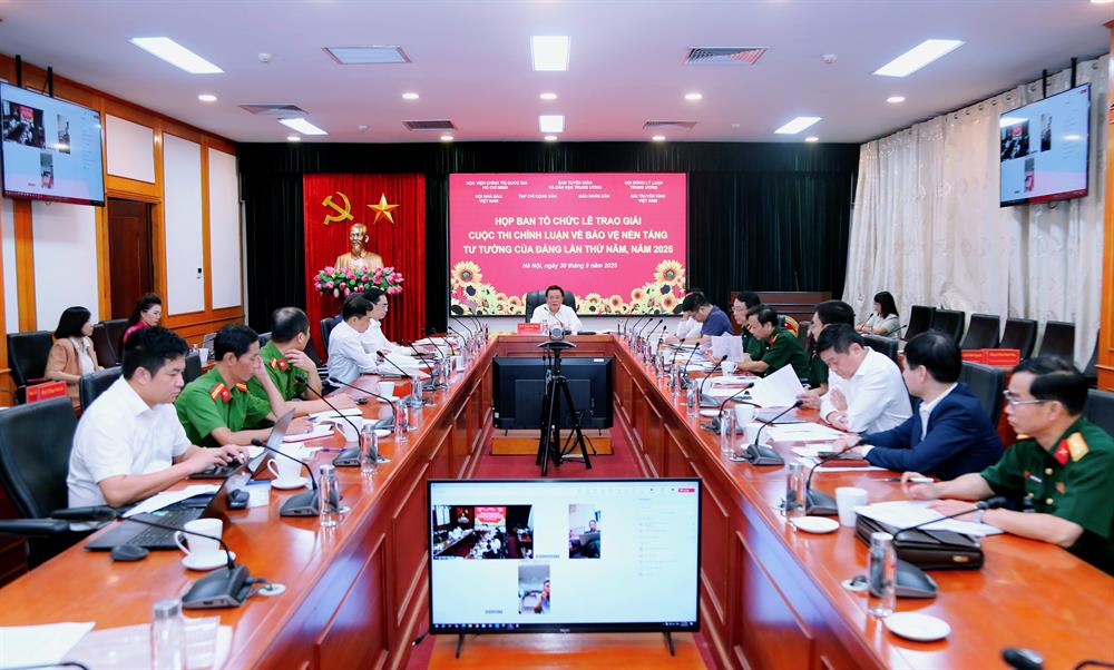 Họp Ban Chỉ đạo, Ban Tổ chức, đại diện Ban Giám khảo Cuộc thi Chính luận về bảo vệ nền tảng tư tưởng của Đảng lần thứ Năm, năm 2025
