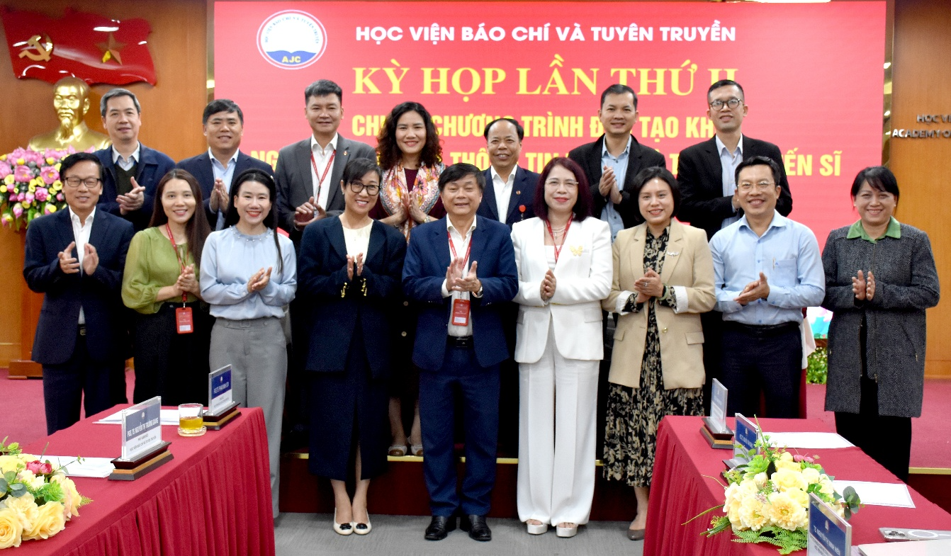 Học viện Báo chí và Tuyên truyền tổ chức Kỳ họp thứ II Hội đồng tư vấn xây dựng Chuẩn chương trình đào tạo khối ngành Báo chí và thông tin trình độ thạc sĩ, tiến sĩ  