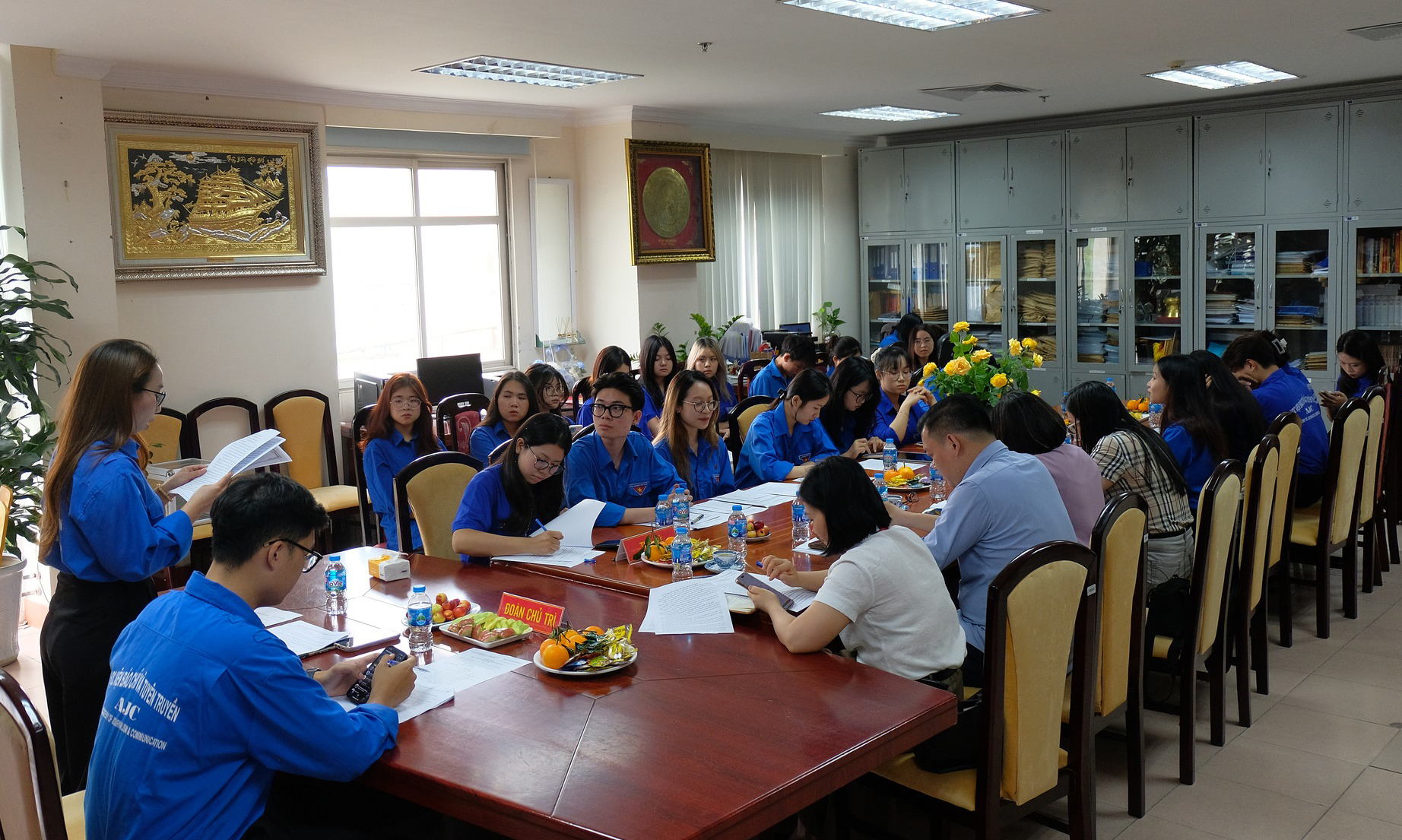 Hội nghị kiện toàn bổ sung Ban chấp hành Liên chi Đoàn Khoa Kinh tế chính trị nhiệm kỳ 2024 - 2027