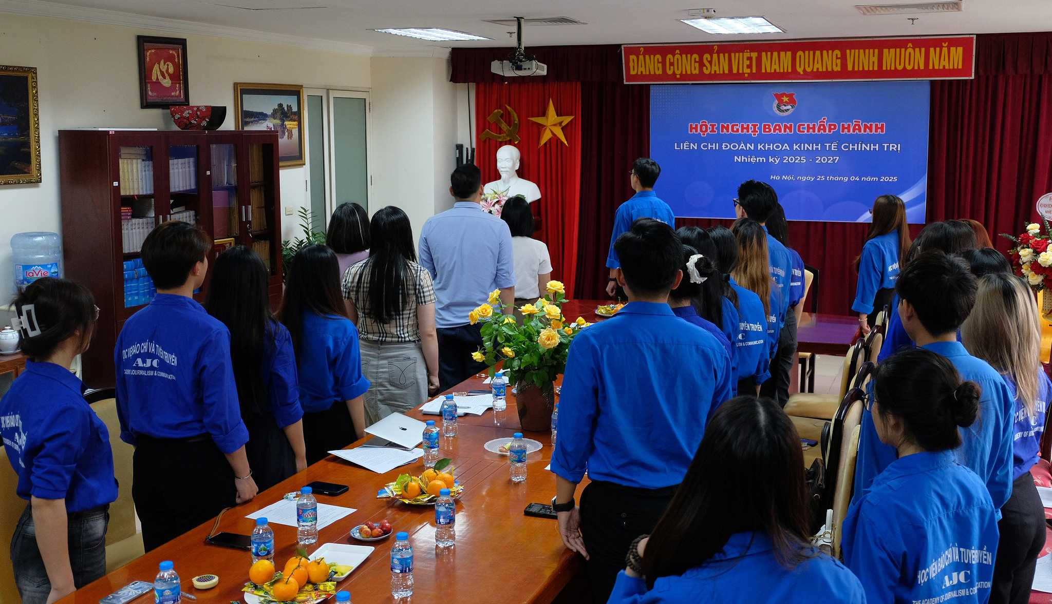 Hội nghị kiện toàn bổ sung Ban chấp hành Liên chi Đoàn Khoa Kinh tế chính trị nhiệm kỳ 2024 - 2027