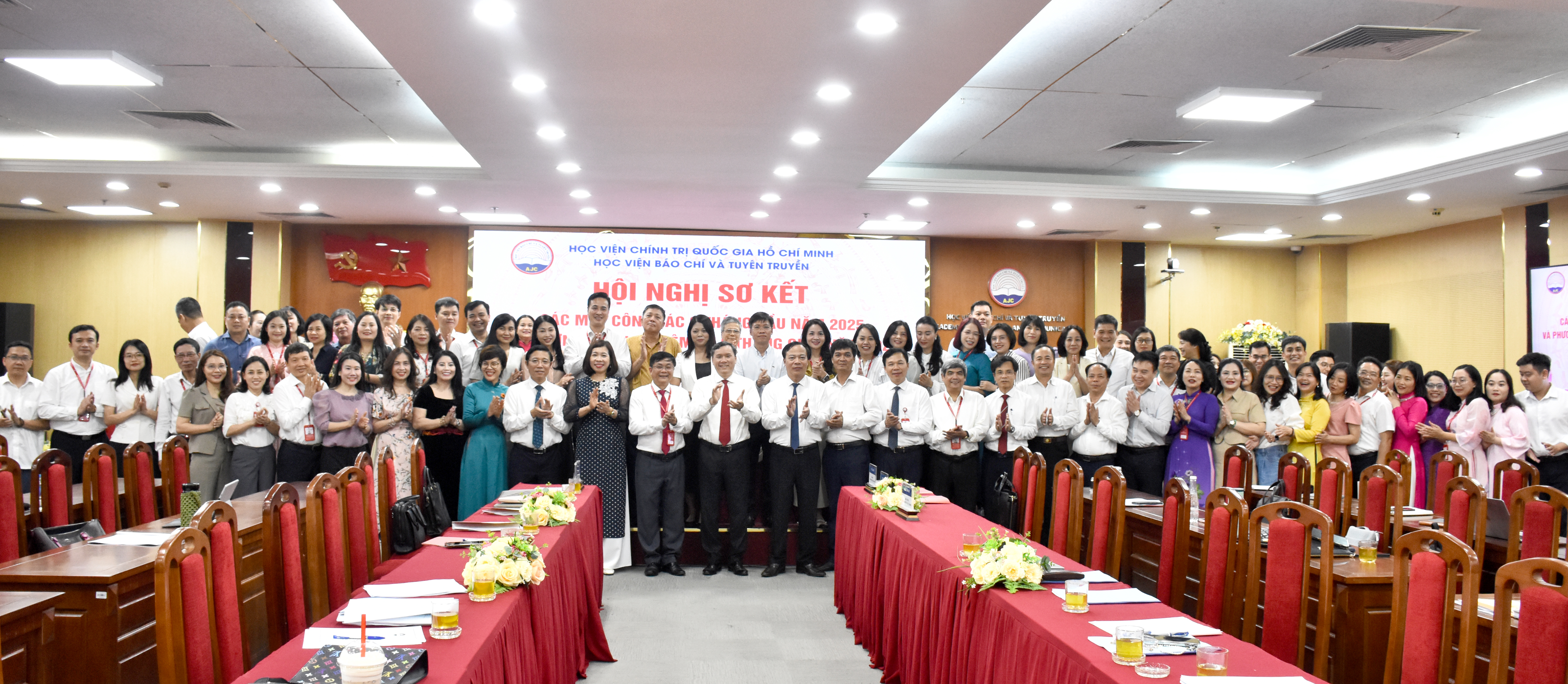 Hội nghị sơ kết các mặt công tác 6 tháng đầu năm 2025 và phương hướng, nhiệm vụ 6 tháng cuối năm 2025 (ảnh)
