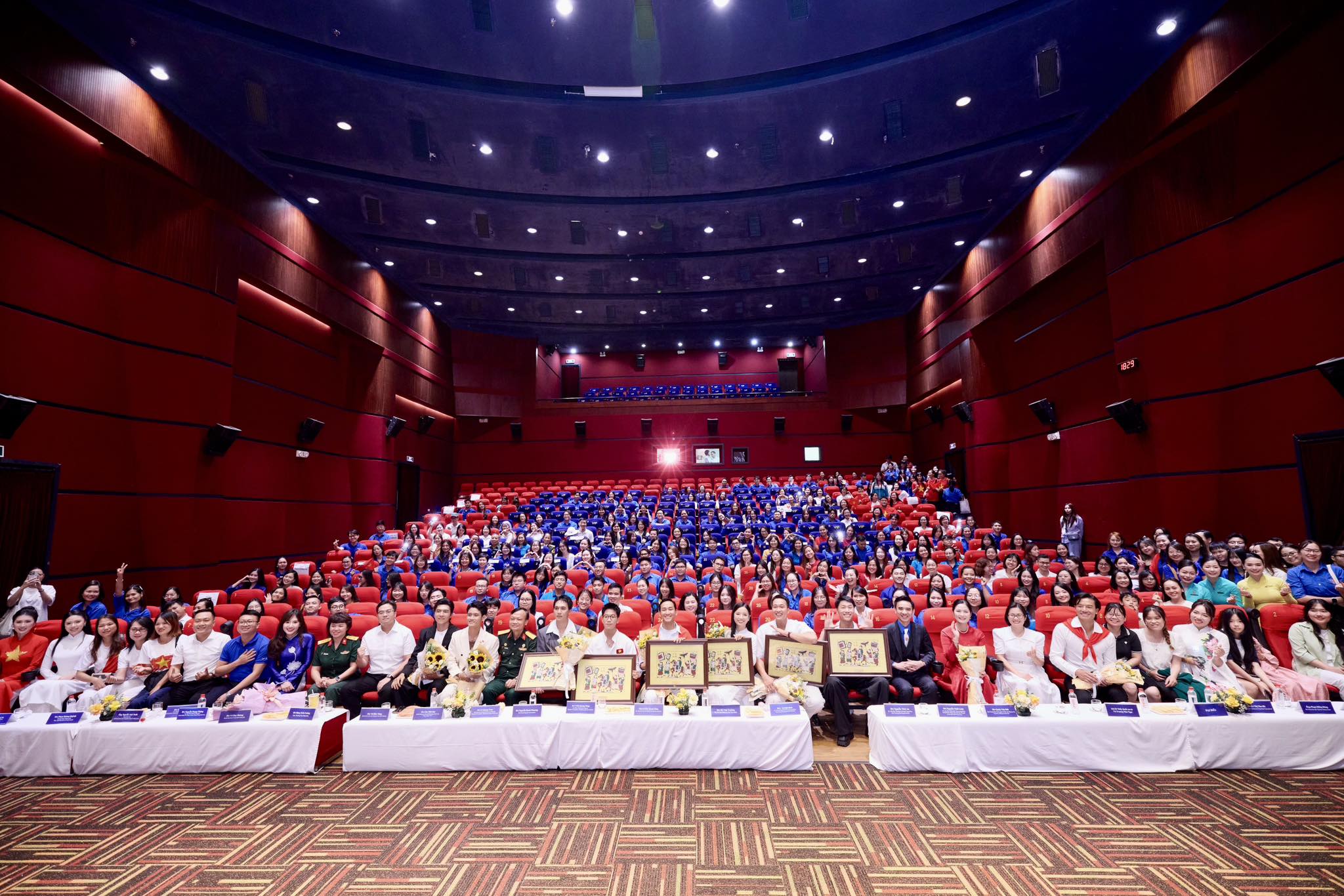 Đoàn viên, thanh niên Học viện tham dự Chương trình 