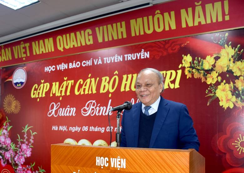 PGS,TS. Lương Khắc Hiếu, nguyên Quyền Giám đốc Học viện, Chủ tịch Hội Cựu giáo chức phát biểu tại chương trình