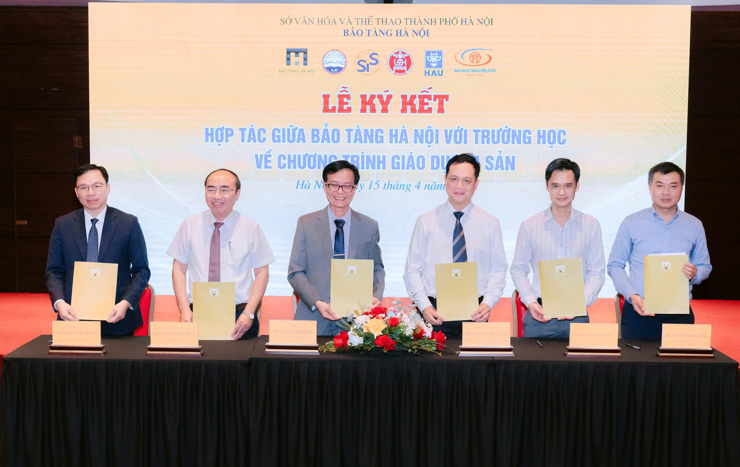 Học viện Báo chí và Tuyên truyền ký kết hợp tác với Bảo tàng Hà Nội