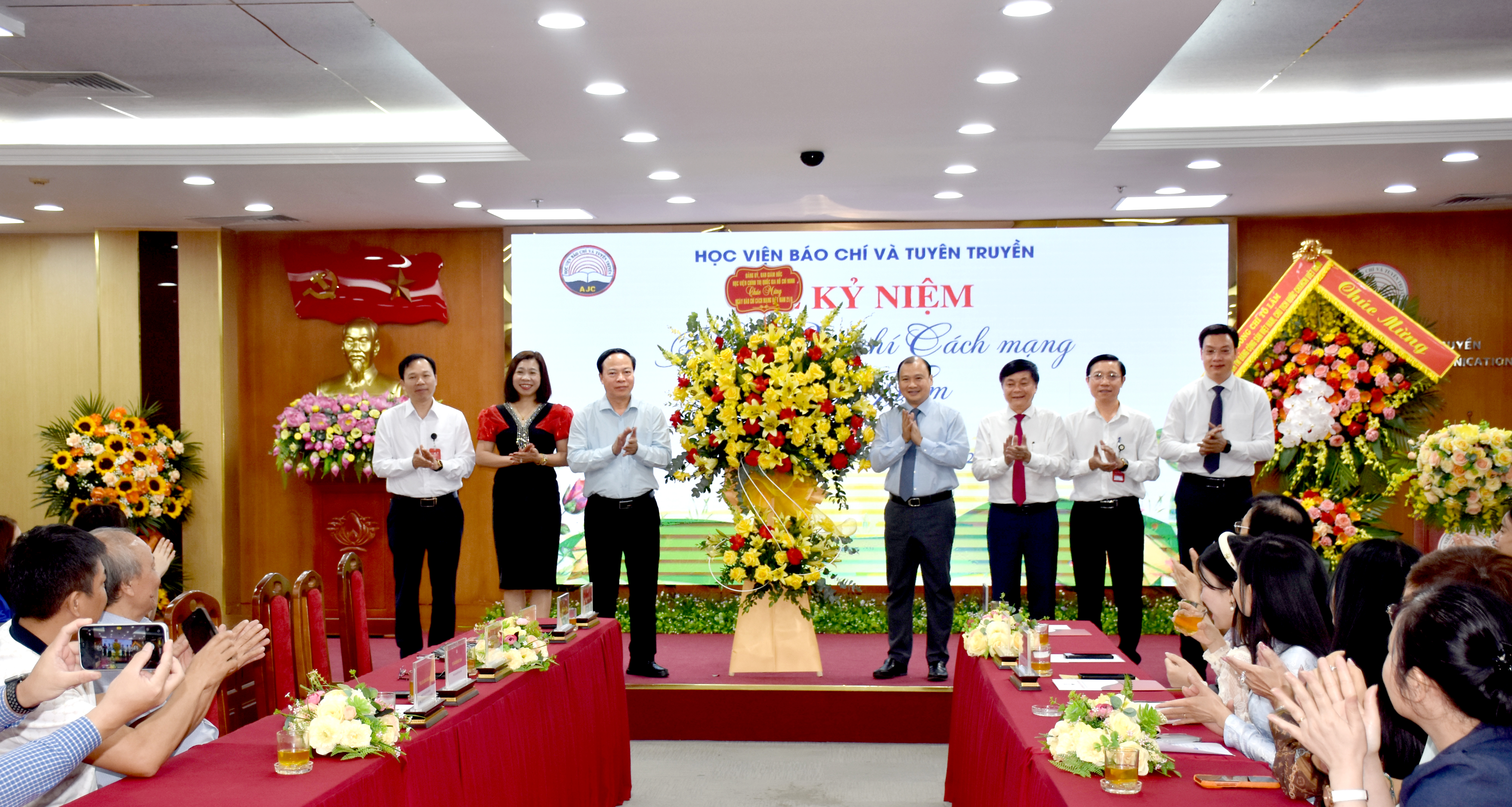 Học viện Báo chí và Tuyên truyền tổ chức Lễ kỷ niệm 101 năm Ngày Báo chí Cách mạng Việt Nam