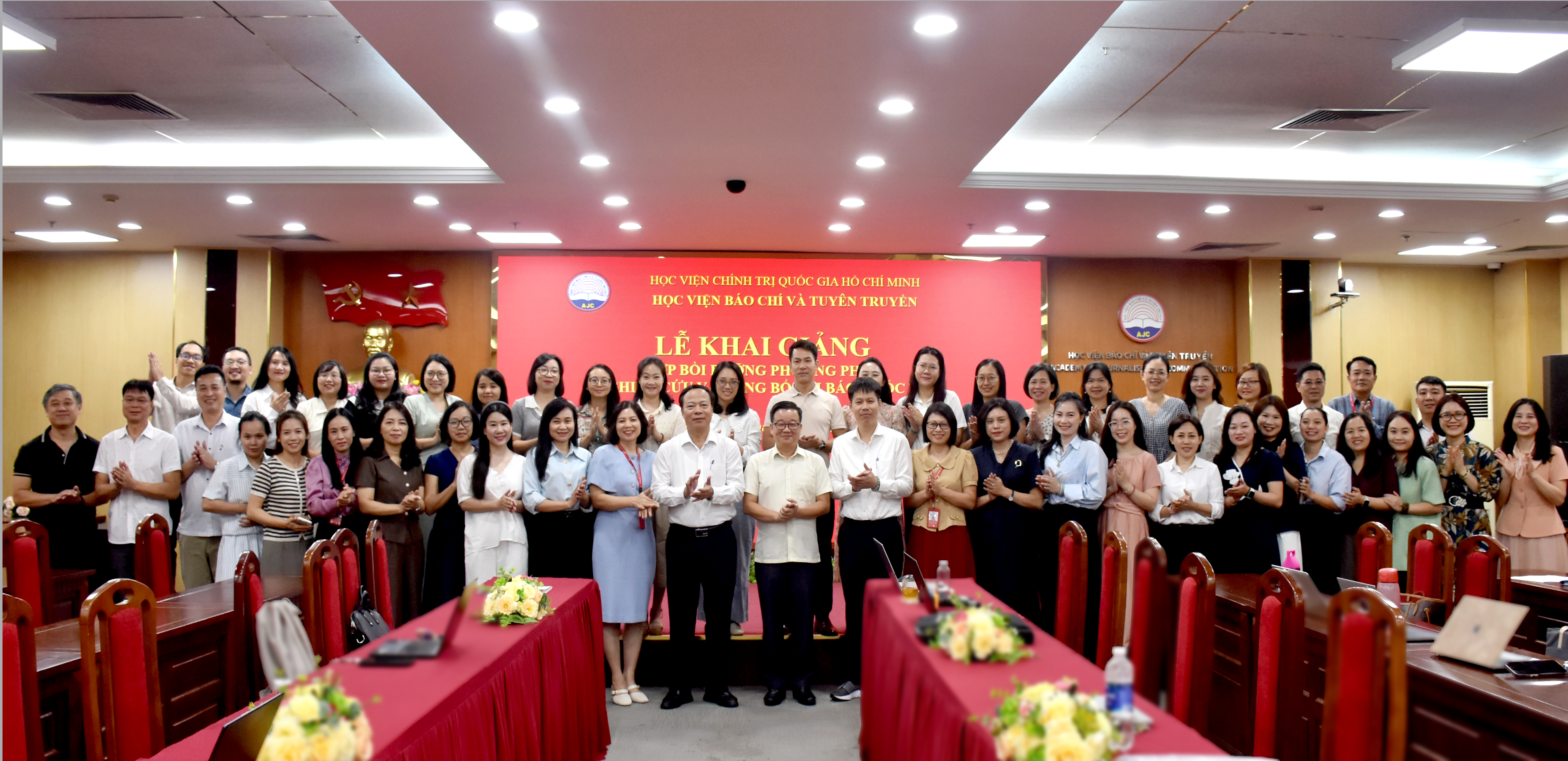 Học viện Báo chí và Tuyên truyền khai giảng lớp bồi dưỡng phương pháp nghiên cứu và công bố bài báo quốc tế
