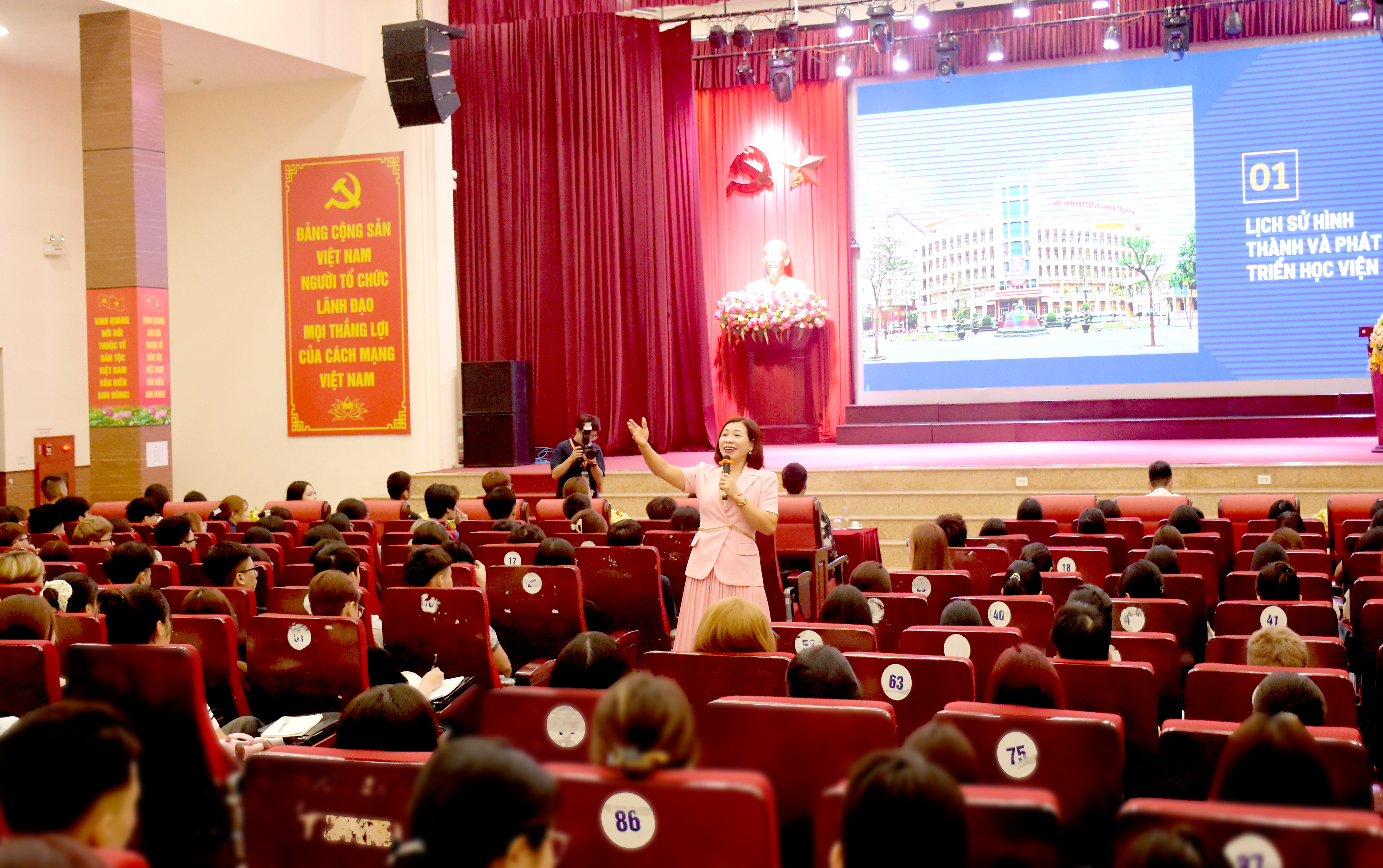 Học viện Báo chí và Tuyên truyền khai mạc Tuần Sinh hoạt công dân đầu khóa cho sinh viên K46