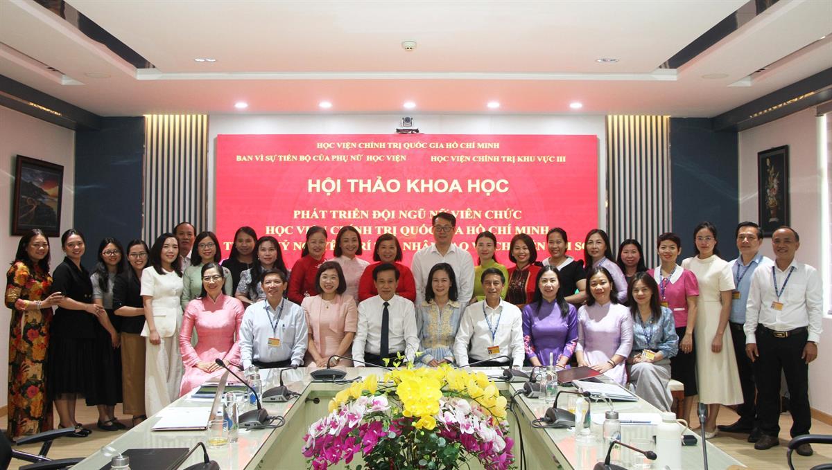 Hội thảo khoa học: “Phát triển đội ngũ nữ viên chức Học viện Chính trị quốc gia Hồ Chí Minh trong kỷ nguyên trí tuệ nhân tạo và chuyển đổi số”