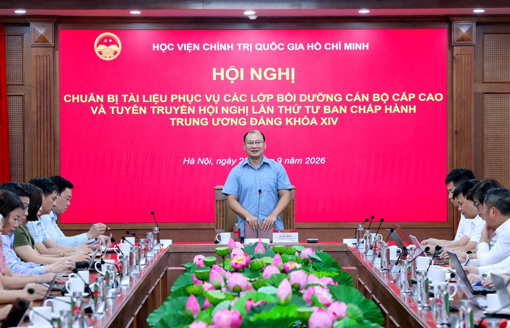 Họp chuẩn bị tài liệu phục vụ các lớp bồi dưỡng cán bộ cấp cao và tuyên truyền Hội nghị lần thứ tư Ban Chấp hành Trung ương Đảng khóa XIV
