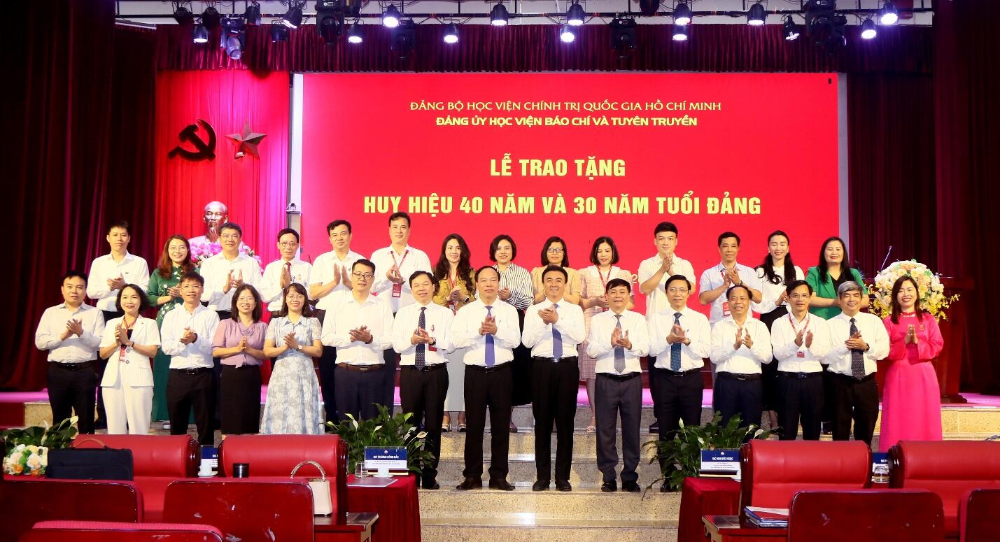 Hội nghị Sơ kết công tác Đảng và công tác Ban chỉ đạo 35 Học viện 6 tháng đầu năm 2025 (video)